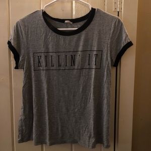 gray t-shirt